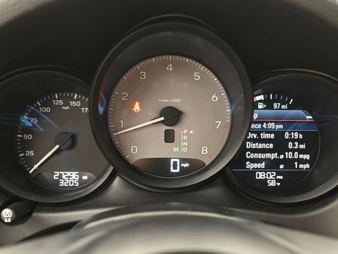 Used 2023 Porsche Macan S AWD/4WD image 24