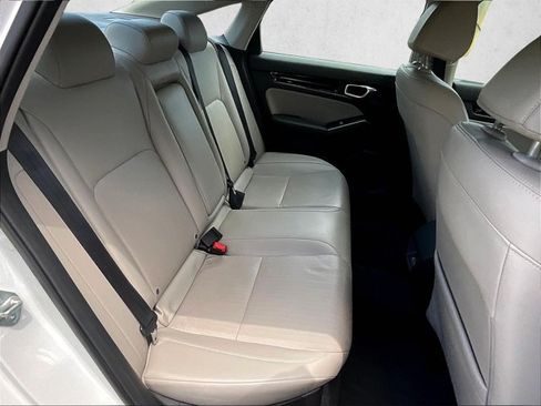 Used 2024 Honda Civic Touring image 28