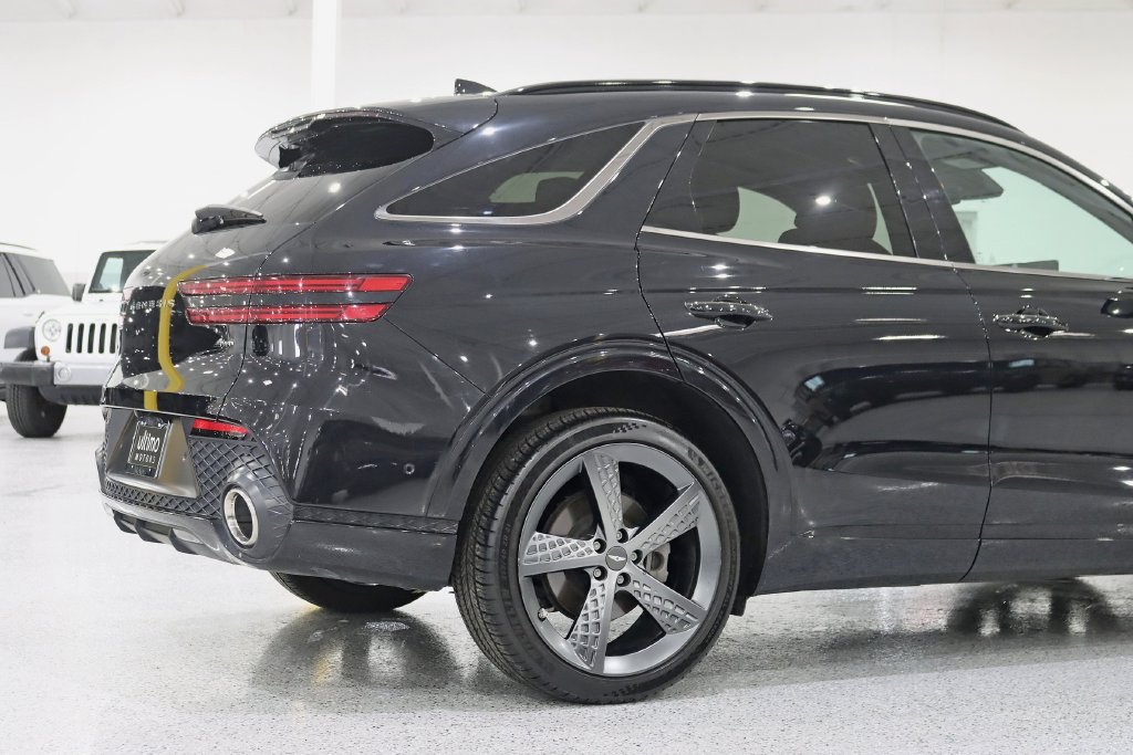 Used 2022 Genesis GV70 2.5T w/ Sport Prestige Package AWD/4WD image 10