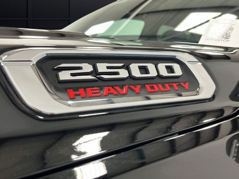 Used 2026 RAM 2500 Big Horn AWD/4WD image 40
