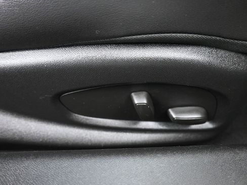 Used 2016 Chevrolet Camaro SS image 38