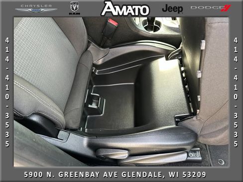 Used 2015 Jeep Cherokee Latitude FWD image 13
