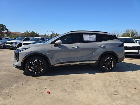 New 2026 Kia Sportage SX FWD image 5