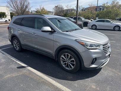 Used 2018 Hyundai Santa Fe SE w/ SE Premium Package 02