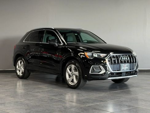 Used 2019 Audi Q3 2.0T Premium AWD/4WD image 3