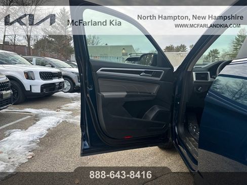 Used 2022 Volkswagen Atlas SE image 11