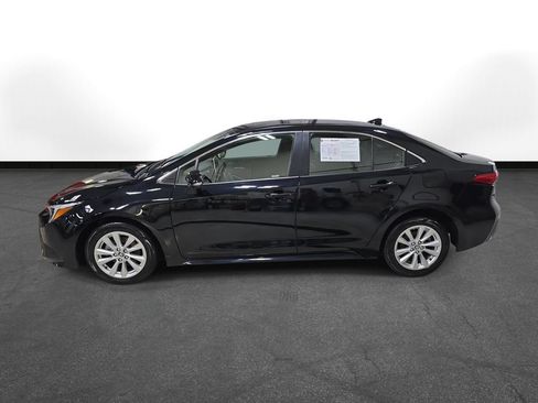 Used 2023 Toyota Corolla XLE FWD image 9