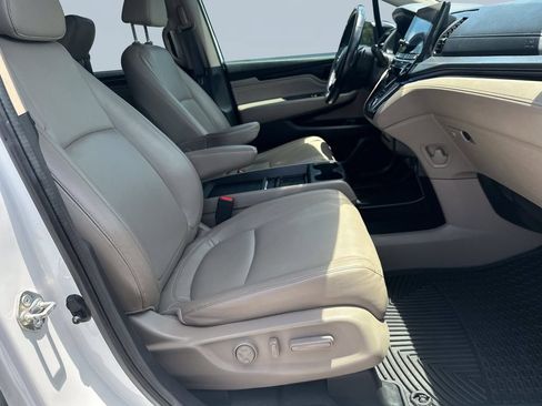 Used 2021 Honda Odyssey Touring image 18