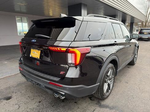 Certified 2025 Ford Explorer ST image 13