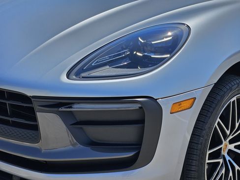 Certified 2026 Porsche Macan Turbo AWD/4WD image 12