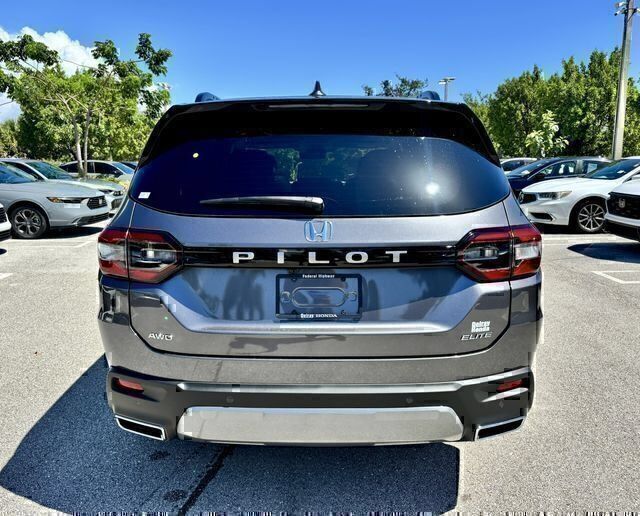 New 2026 Honda Pilot Elite image 5