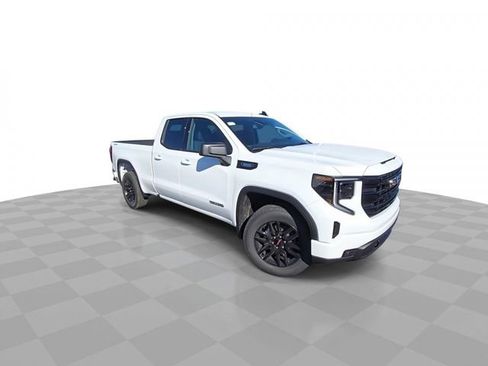 Used 2025 GMC Sierra 1500 Elevation image 2