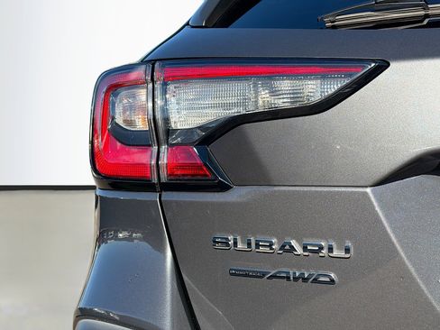 Used 2021 Subaru Outback Touring XT image 10
