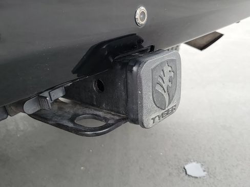 Used 2018 Jeep Wrangler Unlimited Sahara AWD/4WD image 24