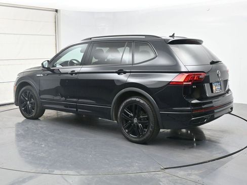 Used 2022 Volkswagen Tiguan SE R-Line AWD/4WD image 22