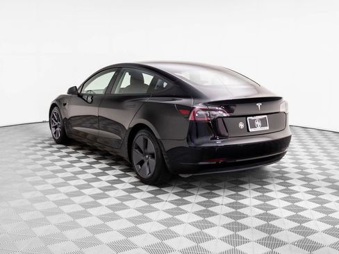 Used 2021 Tesla Model 3 Standard Range Plus image 3