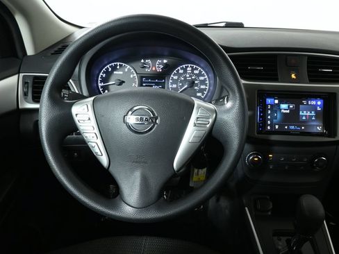 Used 2017 Nissan Sentra S FWD image 8