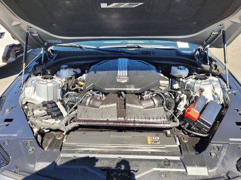 Used 2025 Cadillac CT5 V w/ LPO, ONYX Package AWD/4WD image 36