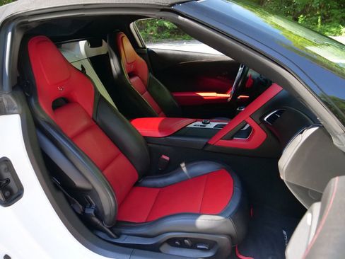 Used 2019 Chevrolet Corvette Grand Sport RWD image 31