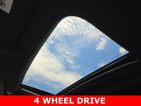 Used 2024 Chevrolet Silverado 1500 High Country w/ High Country Premium Package image 29