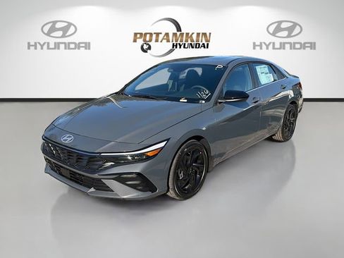 New 2026 Hyundai Elantra SEL Sport image 1