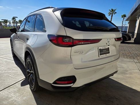 Used 2025 MAZDA CX-70 Plug-In Hybrid w/ Premium Pkg AWD/4WD image 3