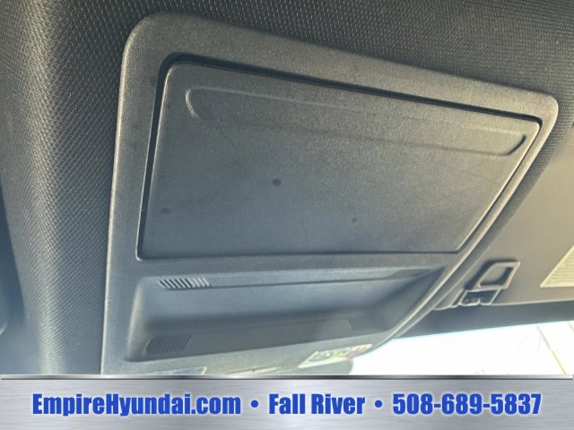 Used 2025 Ford Escape ST-Line Select AWD/4WD image 27