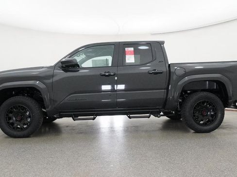 New 2026 Toyota Tacoma SR5 AWD/4WD image 17