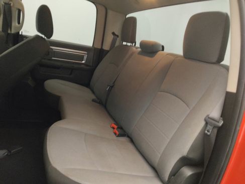 Used 2021 RAM 1500 Classic SLT image 18