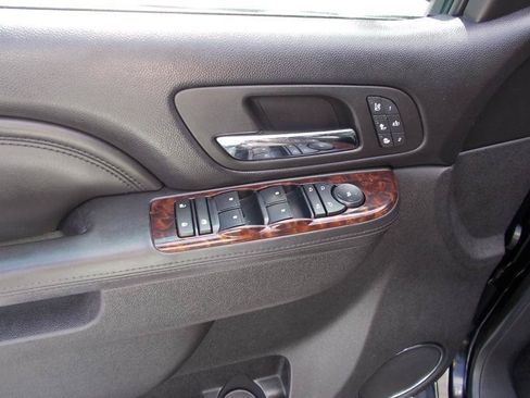 Used 2012 GMC Yukon XL Denali AWD/4WD image 28