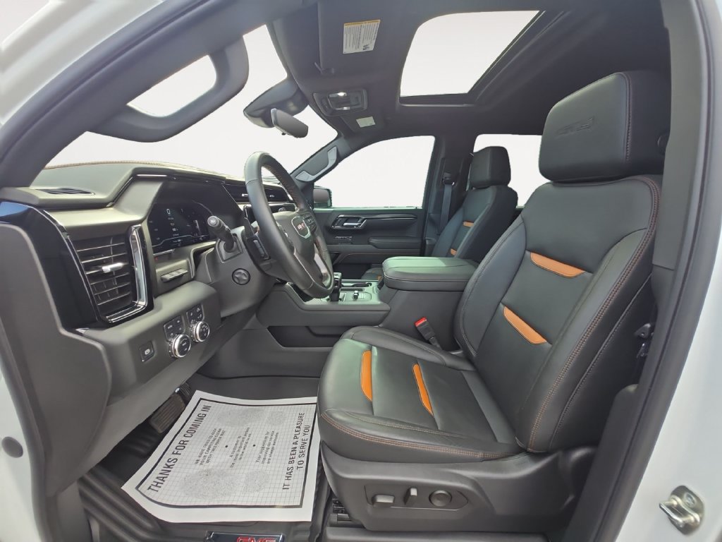 Certified 2025 GMC Sierra 1500 AT4 w/ AT4 Premium Package AWD/4WD image 16