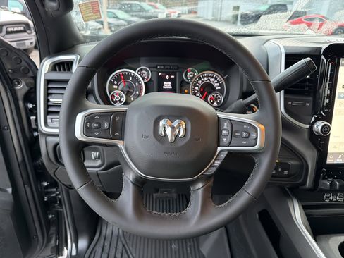 Used 2025 RAM 2500 Big Horn image 24