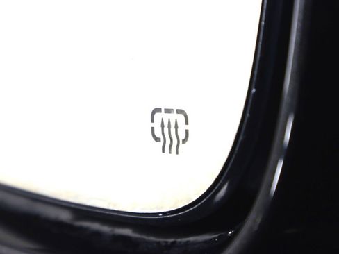 Used 2020 Chrysler Pacifica Touring-L w/ S Appearance Package image 28