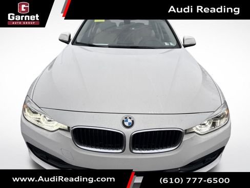 Used 2018 BMW 320i xDrive 320i xDrive image 8
