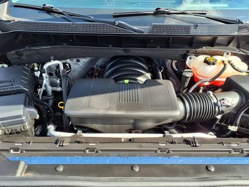 Used 2024 Chevrolet Silverado 1500 LTZ AWD/4WD image 3