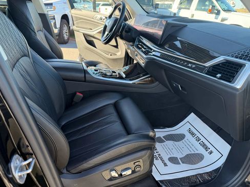 Used 2023 BMW X7 xDrive40i image 21