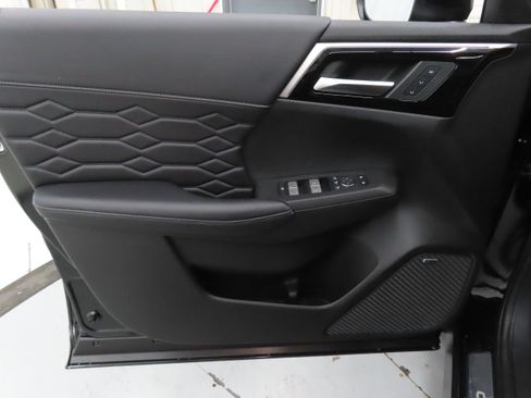 New 2026 Mitsubishi Outlander SEL AWD/4WD image 10