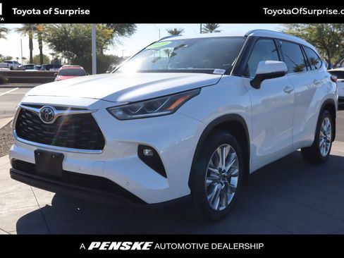 Used 2021 Toyota Highlander Limited image 1