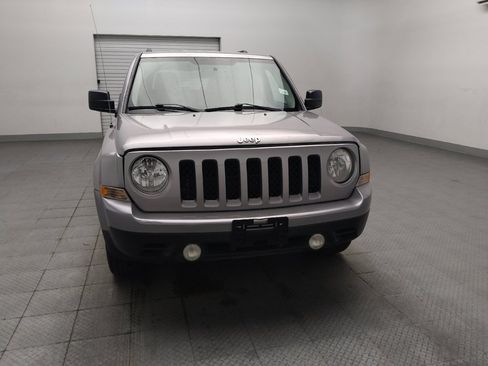Used 2016 Jeep Patriot Latitude FWD image 14
