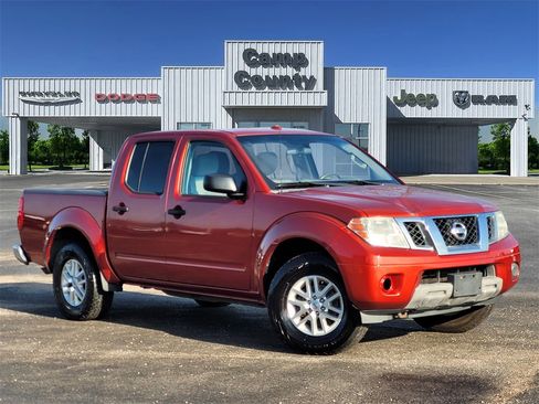 Used 2016 Nissan Frontier SV image 1