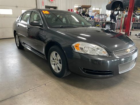 Used 2016 Chevrolet Impala Limited LS FWD image 4