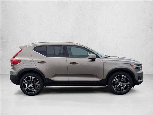 Used 2021 Volvo XC40 T5 Inscription AWD/4WD image 4