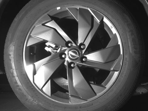 Used 2025 Nissan Rogue SV FWD image 15