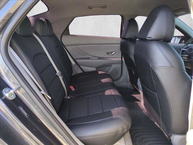 Used 2021 Hyundai Elantra SEL w/ Cargo Package FWD image 18