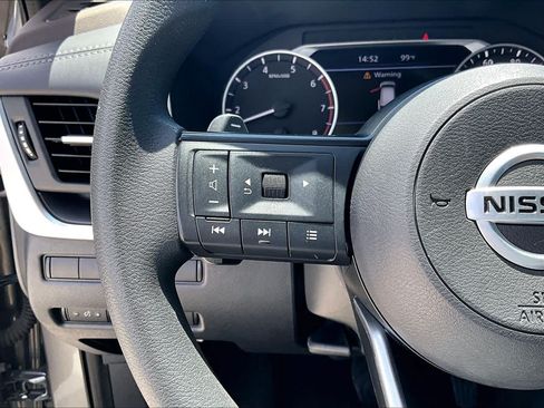Used 2021 Nissan Rogue S FWD image 22