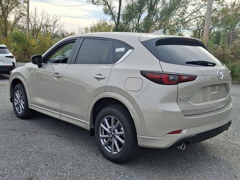 New 2025 MAZDA CX-5 AWD 2.5 S w/ Preferred Package image 4
