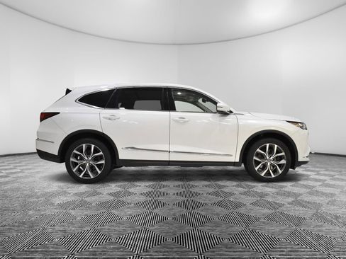 Used 2022 Acura MDX SH-AWD w/ Technology Package image 6