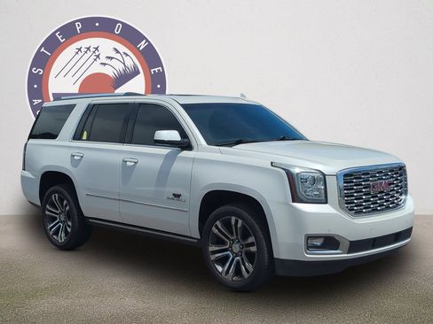 Used 2019 GMC Yukon Denali w/ Denali Ultimate Package RWD image 2