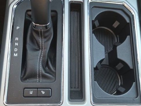 Used 2020 Ford F150 Lariat w/ Equipment Group 502A Luxury image 40