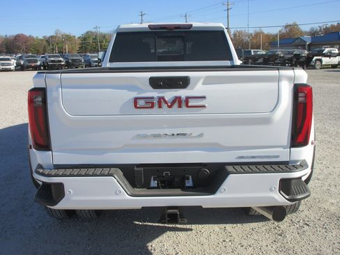 New 2026 GMC Sierra 3500 Denali w/ Denali Reserve Package image 6